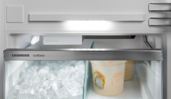 Liebherr_Manual_Defrost