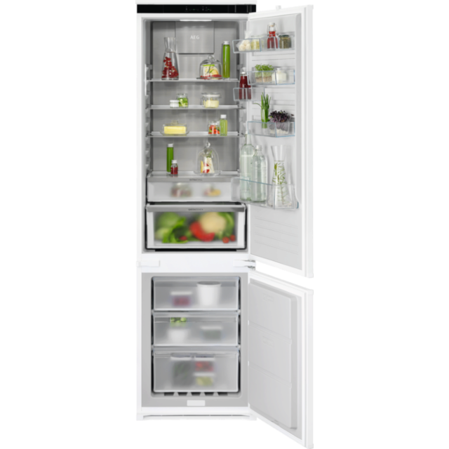 AEG NSC8M192DS Built In Fridge Freezer