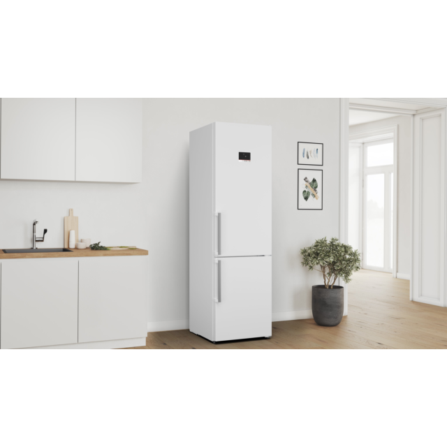 Bosch KGN39AWCTG Freestanding Frost Free Fridge Freezer
