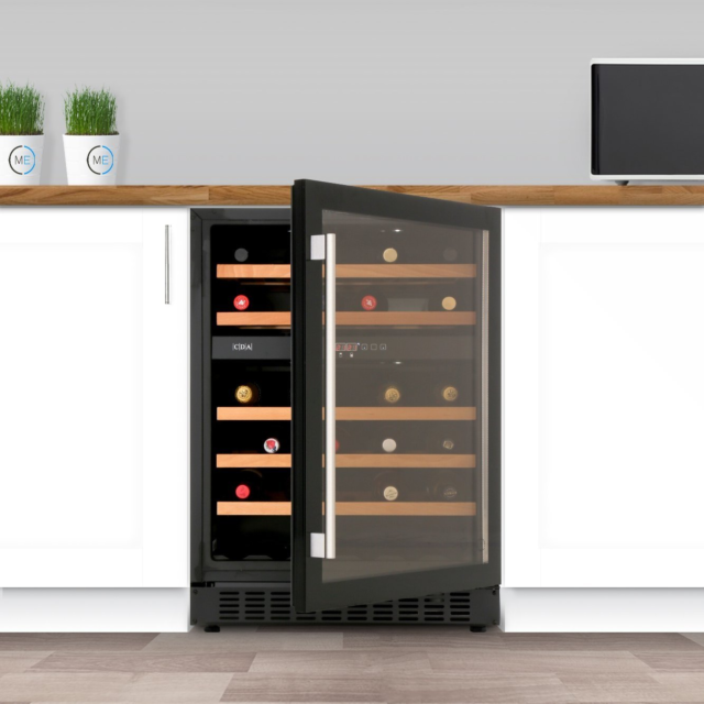 CDA FWC604BL Undercounter Wine Cooler - Black