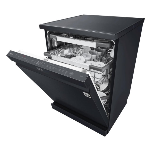 LG TrueSteam QuadWash DF587HMS Dishwasher