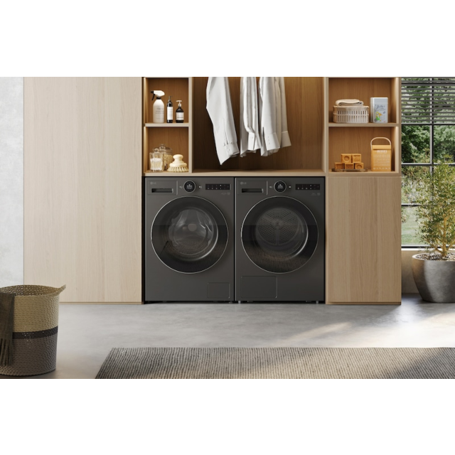 LG RHX7010TBB Freestanding Tumble Dryer