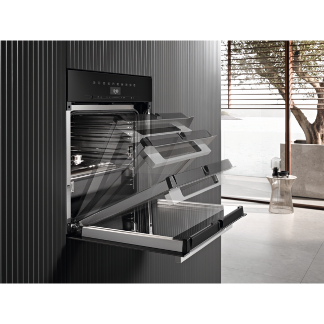 Miele H7262BP clst Built-In Single Oven