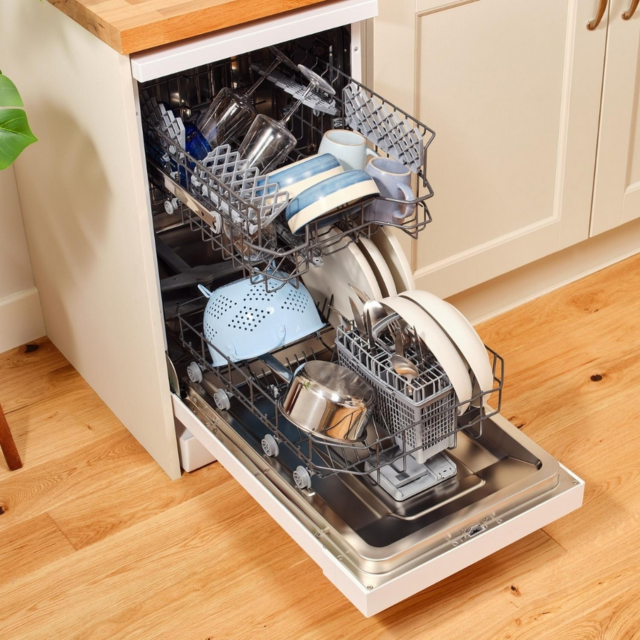 Sensis DWF0110SLEW Dishwasher - White - 10 Place Settings