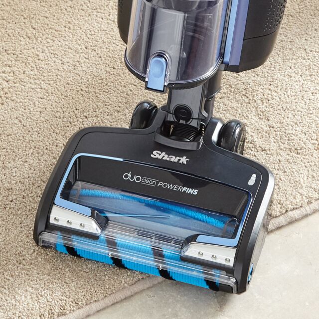 Shark ICZ300UKT Anti Hair Wrap Cordless Upright Vacuum Cleaner with PowerFins, Powered Lift-Away + T