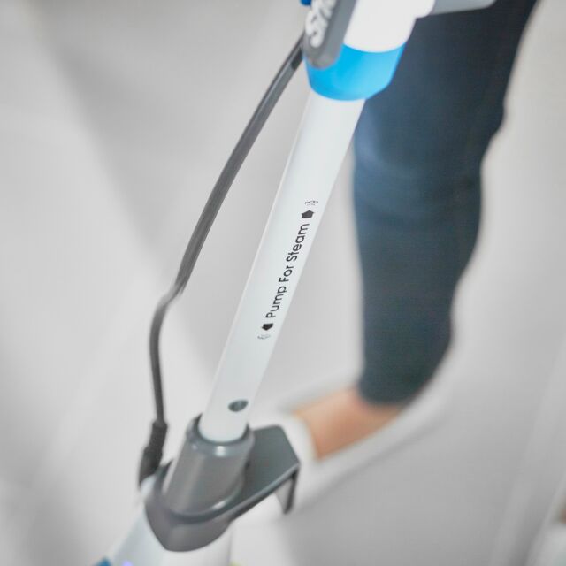 shark S6001UK Klik n'Flip Manual Steam Pocket Mop - White/Blue Bird Blue