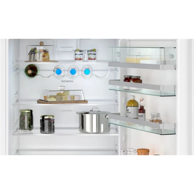 Siemens KB96NADD0G 70.8 cm 70/30 Integrated Frost Free Fridge Freezer