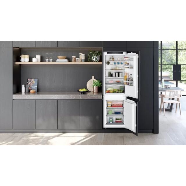 Siemens KI86NVFE0G 54.1cm 60/40 Built In Frost Free Fridge Freezer