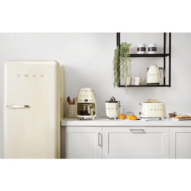 Smeg FAB28RCR6UK 60.1cm Cream Fridge Freezer