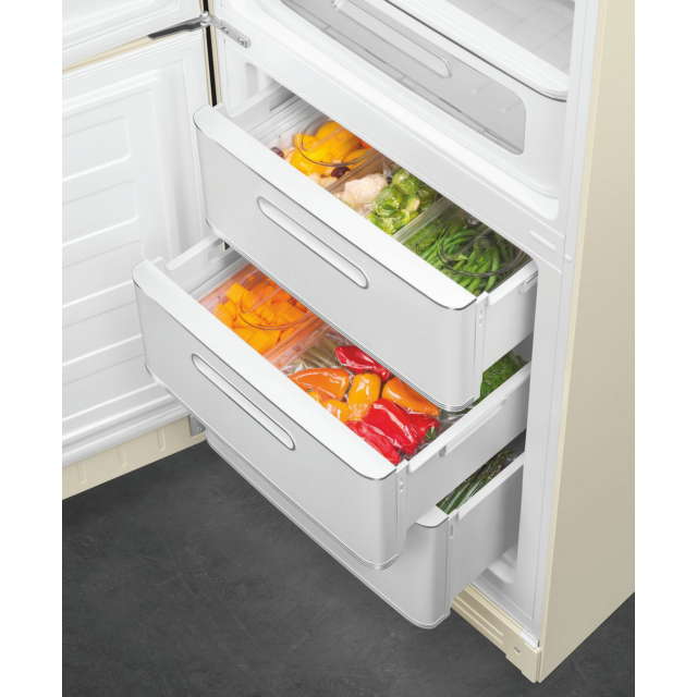 Smeg FAB32LCR6UK 60.1cm Cream Fridge Freezer