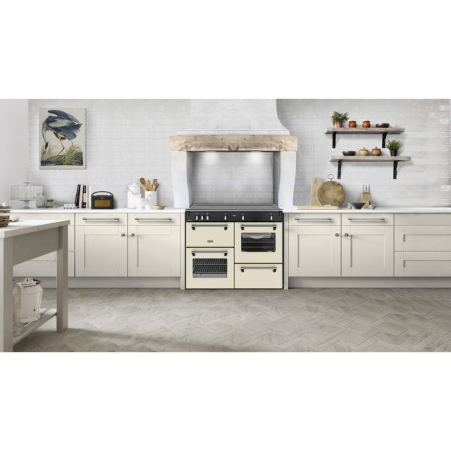 Stoves 444411866 RCA Richmond 110EI TCH Crm