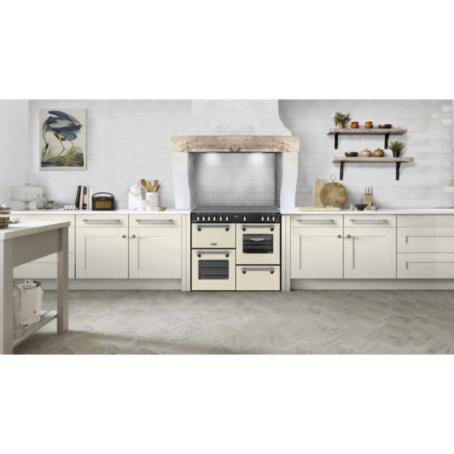 Stoves 444411874 DX RCA Richmond 100EI RTY Crm